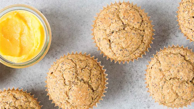 Lemmon Poppy Seed Muffins